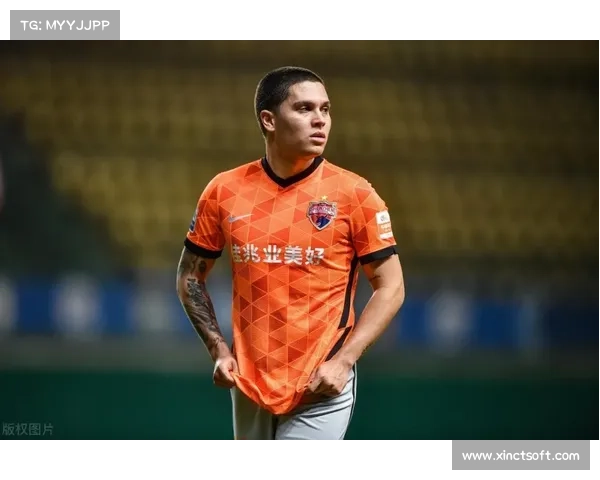 哥伦比亚中场金特罗重返河床开启新篇章战术定调与未来展望